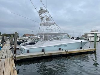 45' Viking 2005 Yacht For Sale